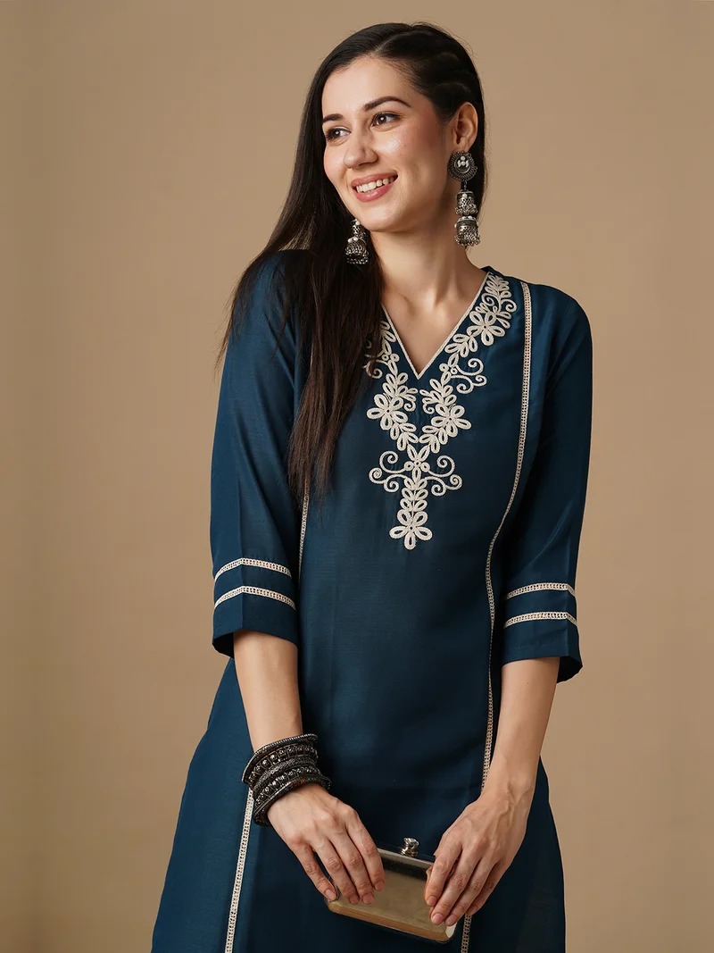 globus Globus Women Floral Yoke Design Straight Kurta