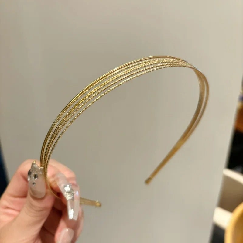 طوق رأس معدن ذهبي شكل فراشة - Image 5