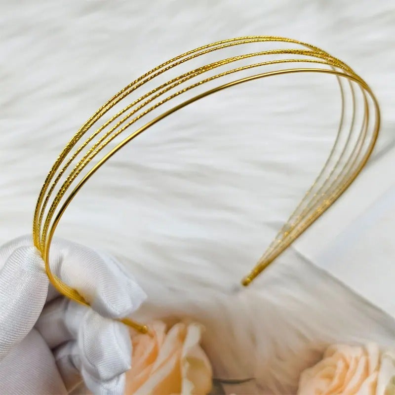 طوق رأس معدن ذهبي شكل فراشة - Image 4