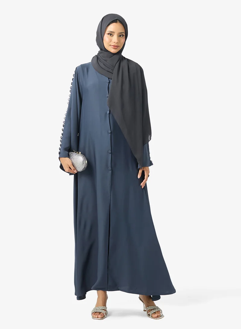 Button Detailed Flared Sleeve Abaya