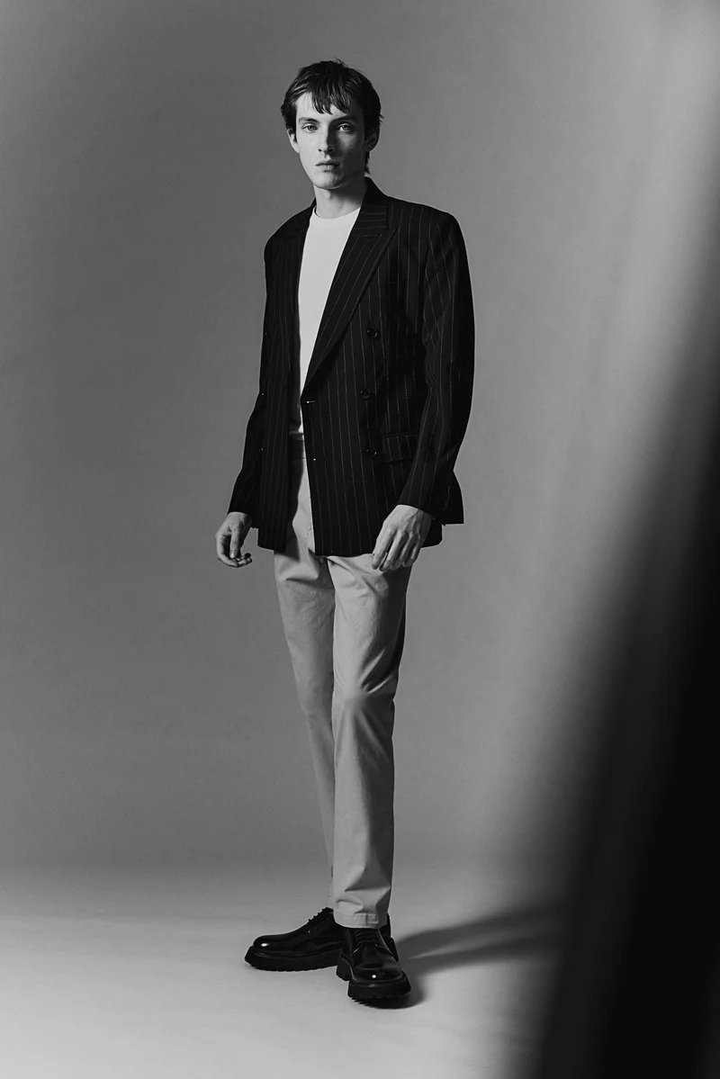 اتش اند ام بنطلون تشينو بقصّة سلِم من القطن