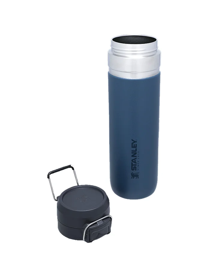 Stanley Stanley Quick Flip Water Bottle .71L / 24OZ Abyss â€“ Leakproof | Stainless Steel Water Bottle | Push Button Locking Lid | BPA FREE | Cup Holder Compatible | Dishwasher safe | Lifetime Warranty