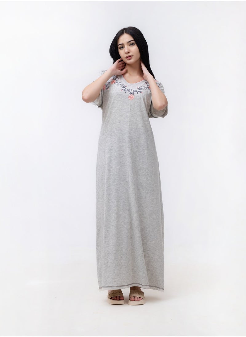 Distinctive nightgown - pzsku/Z14D73C9CF4CBCC9ADE2EZ/45/_/1715415673/d309c249-9e2a-442a-83f5-f638c745ef14