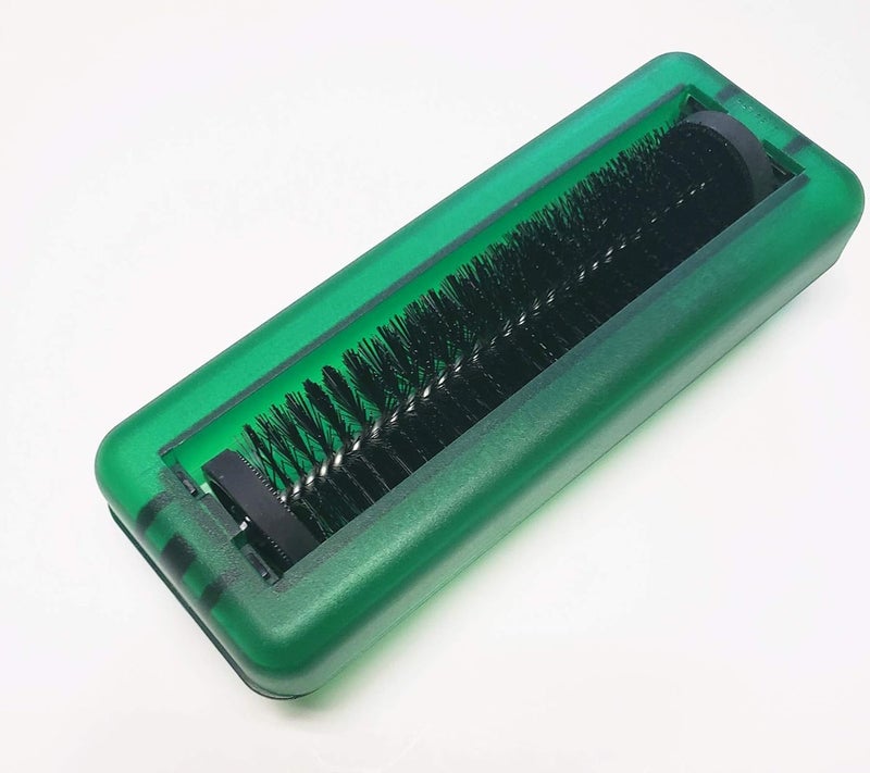 Gadjit Christmas Tree Needle Brushes Pack of 2  Picks Up Dry Dropped Needles Crumbs Dirt Pet Hair Green Nylon Bristles ABS Plastic Handle - Image 3