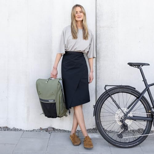 Thule Paramount Bike Commuter Backpack - 20L Capacity - Adjustable fit - 16" Padded Laptop Sleeve and 11" Tablet Pocket - Rolltop Closure - Side Phone Pocket - Taillight Loop - Image 5