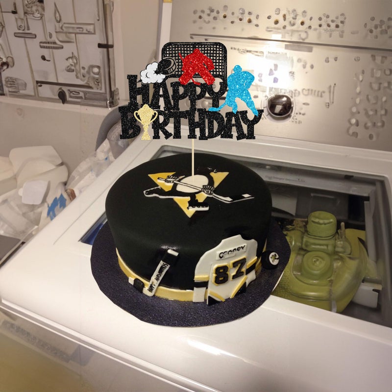 Ephlyn 1Pc Hockey Happy Birthday Cake Topper Glitter Ice Hockey Player Sports Theme Cake Pick Decorations for Hockey Theme Baby Shower Boys Girls Birthday Party Supplies Black - Image 5