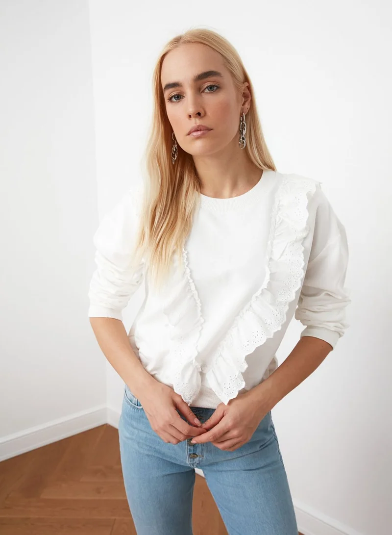 ترينديول سويت شيرت مكشكش الاطراف