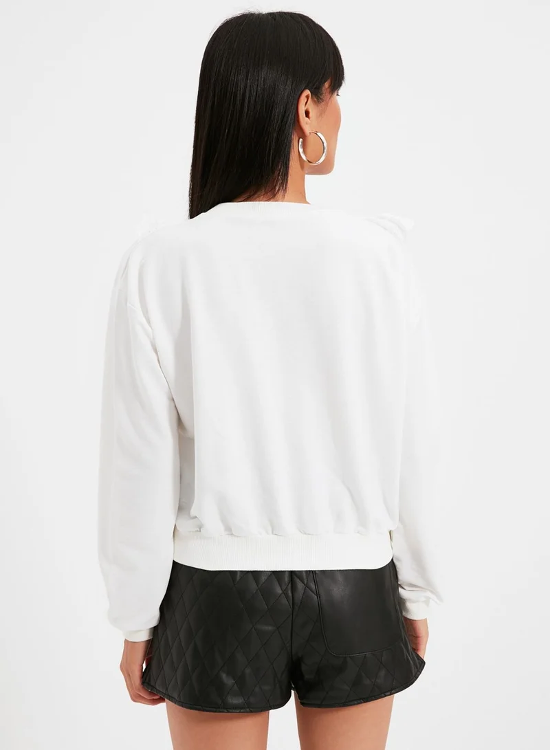 ترينديول سويت شيرت مكشكش الاطراف