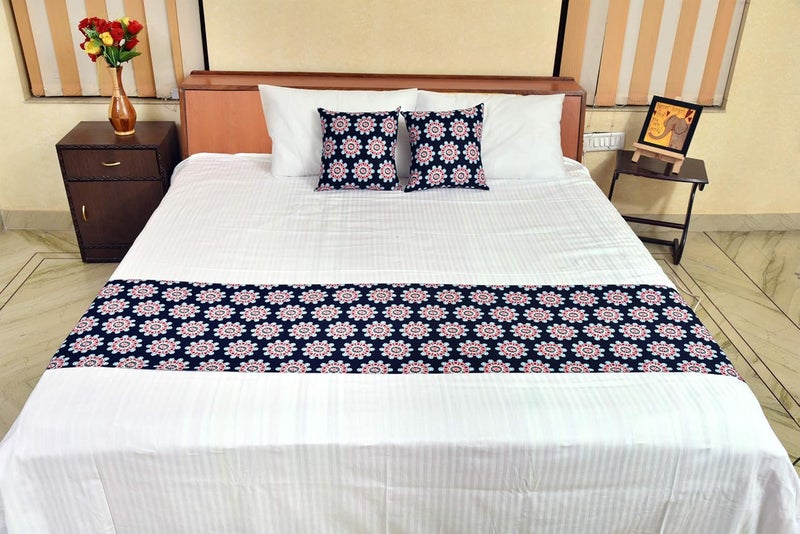 Tolexo Tolexo Branded Cotton Twill Mill Dyed Bed Runner with 2 Cushion Covers Navy Blue 90 x 18 inchs Multi Purpose Runner  - Image 1