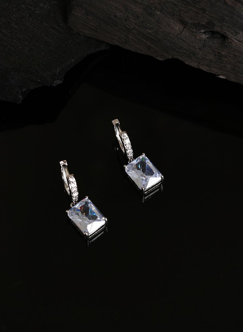 SOHI Contemporary Artificial Stud Earring Jewellery - Image 3