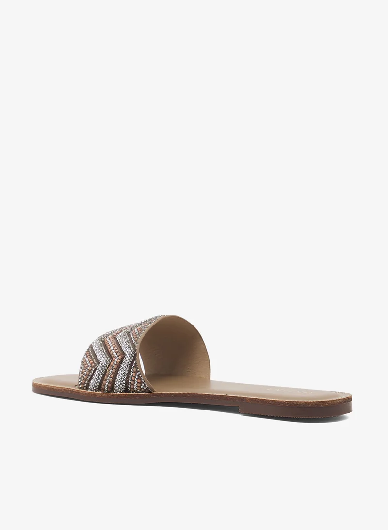 Khizana Flat Sandals
