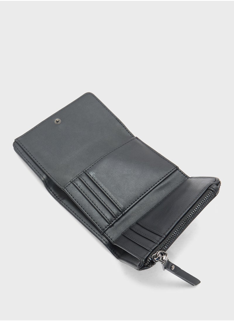 STEVE MADDEN Bharber Logo Wallet  - Image 3