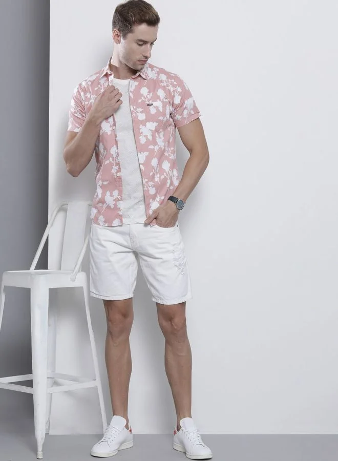 The Indian Garage Co Men Slim Fit Floral Printed Half Sleeves Spread Collar Resort Wear Shirt