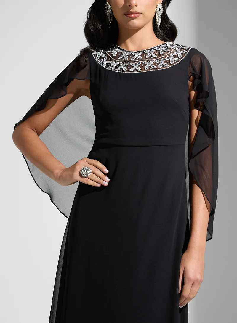 اميليا روز Embellished Chiffon Dress
