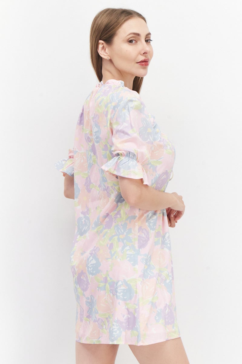 NA-KD فستان ميني مزخرف بالورود للنساء، مجموعة وردية - Image 4