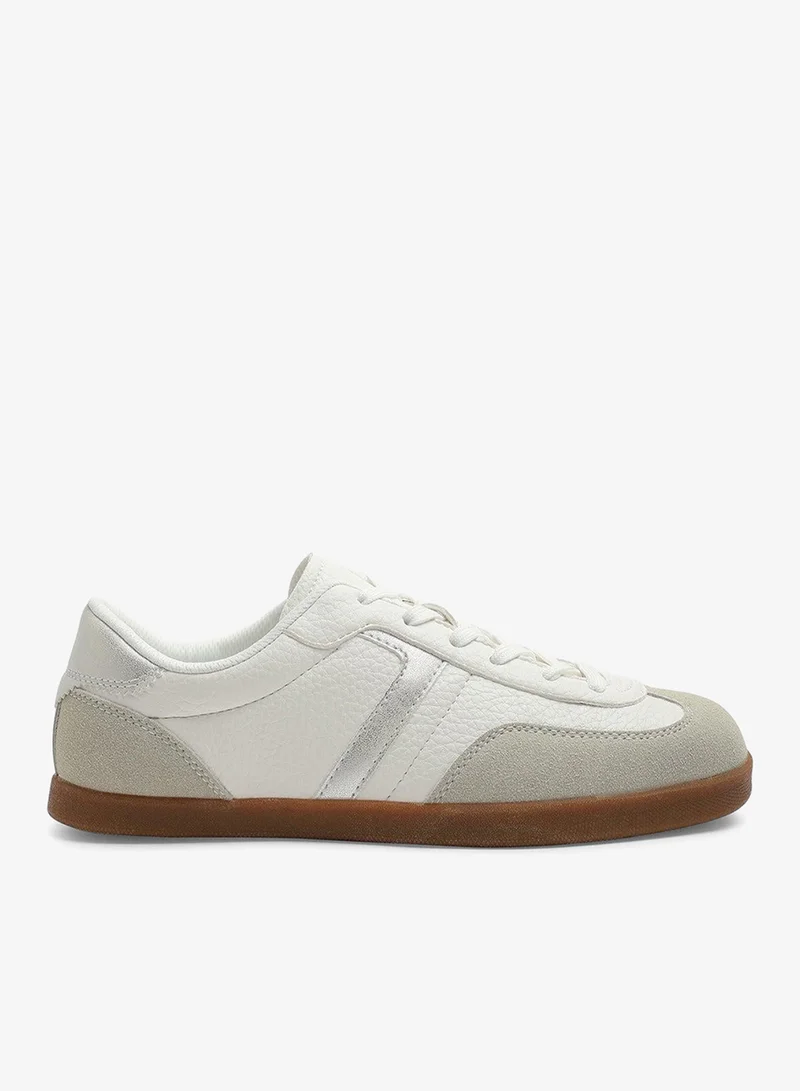 ويرز ذات فروم Ensley Low Profile Panel Detailed Trainer