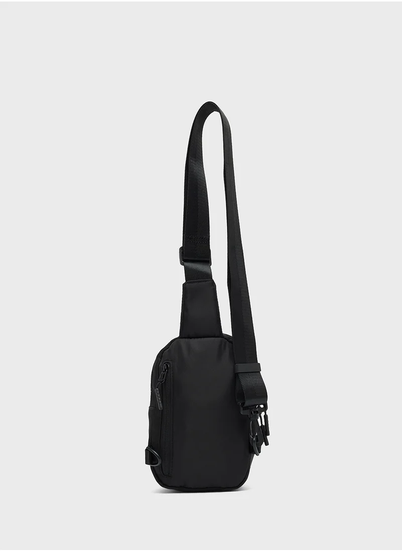 Robert Wood Casual Sling Bag