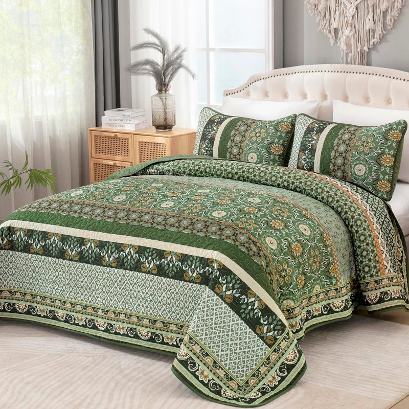 Yiran Queen Quilt Set Olive Green, Boho Vintage Bedspreads Bedding Set, Lightweight Bohemia Coverlet Set with 2 Shams for Bed 96x90 Inch - Image 1