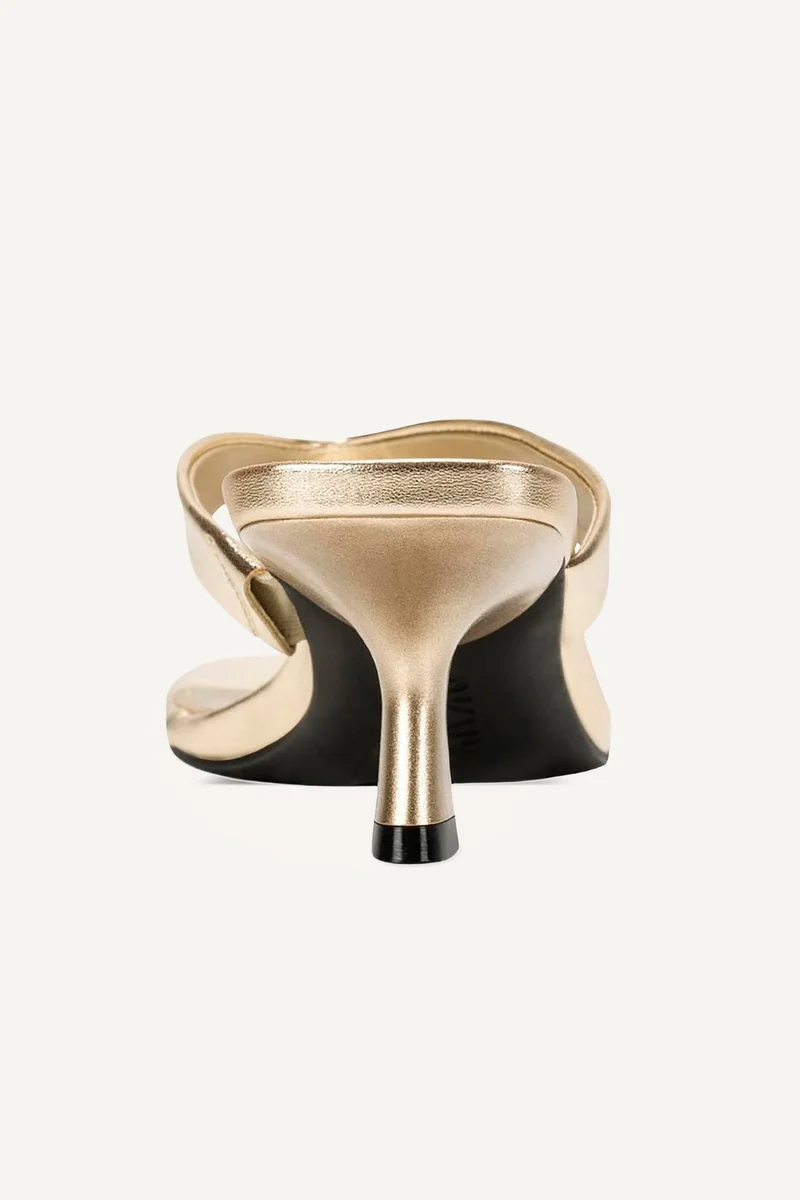 DKNY  Mackey Wide - Heeled for Women | Best Price UAE