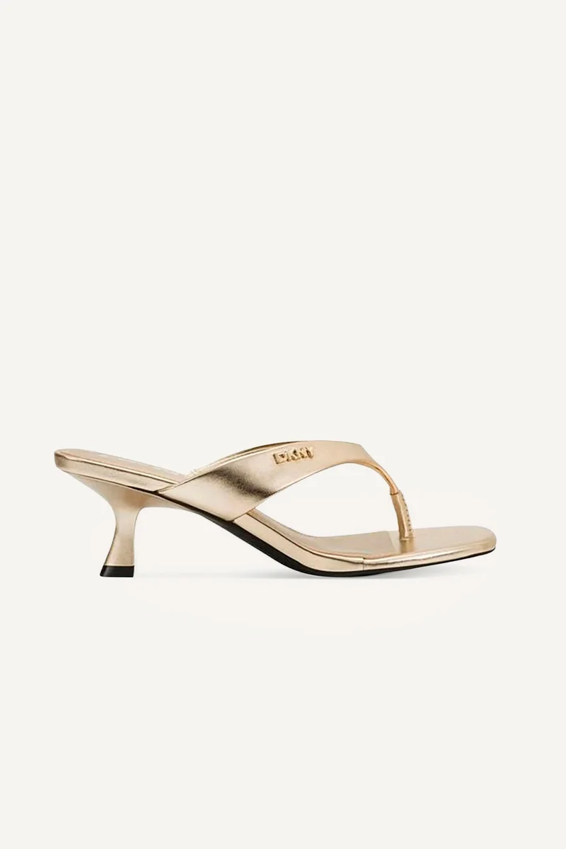 DKNY  Mackey Wide - Heeled for Women | Best Price UAE