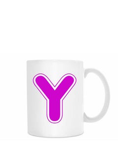 كوب قهوة مطبوع عليه حرف Y