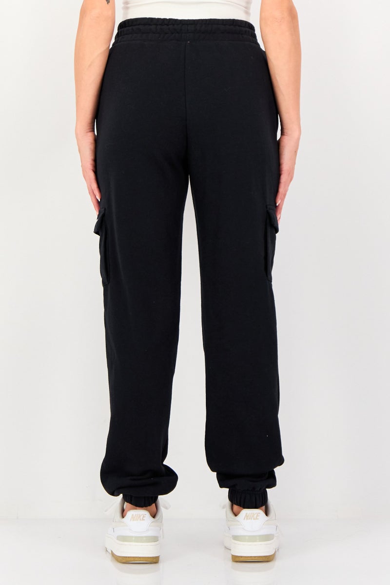 Nike سروال رياضي خارجي للنساء بتصميم قياسي، أسود - Image 4