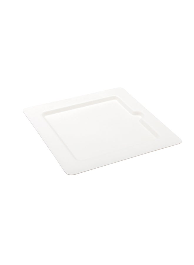 Restaurantware Restaurantware-Pulp Tek 7.9 Inch Eco-Friendly Plates, 100 Medium Plates - Made From Natural Sugarcane Fibers, Heavy-Duty, White Bagasse Premium Plates, For Appetizers, Entrees, Or Desserts, Modern  - Image 1
