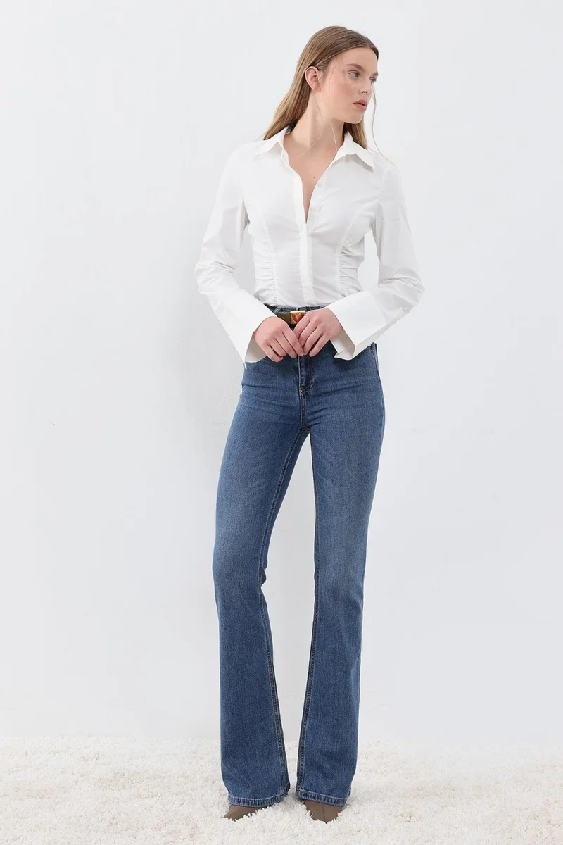 Pieces Of Melon White Gathered Detailed Lycra Poplin Shirt