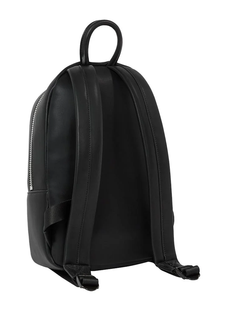 TOMMY JEANS Logo Detail Top Handle Backpack