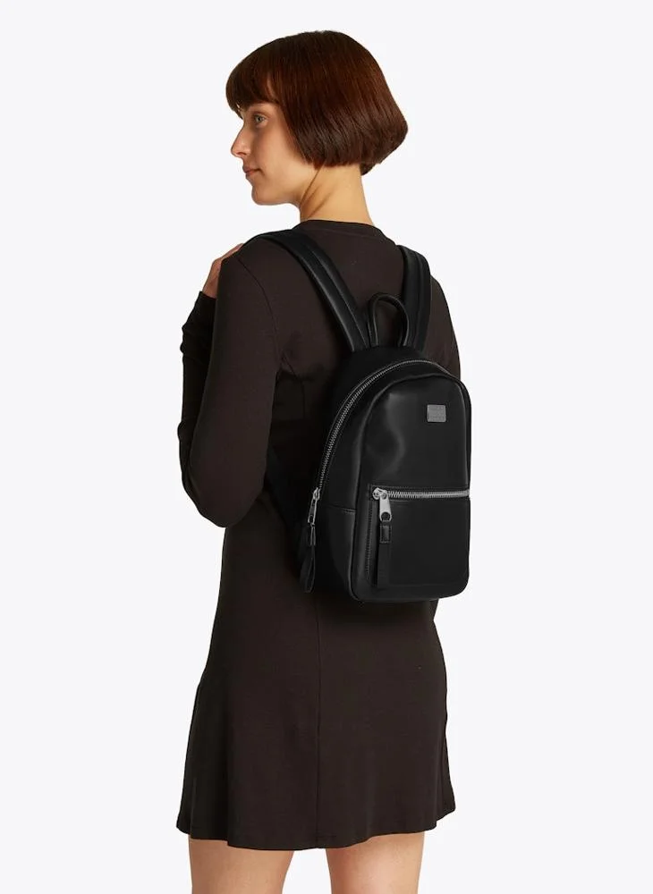TOMMY JEANS ROUND BACKPACK