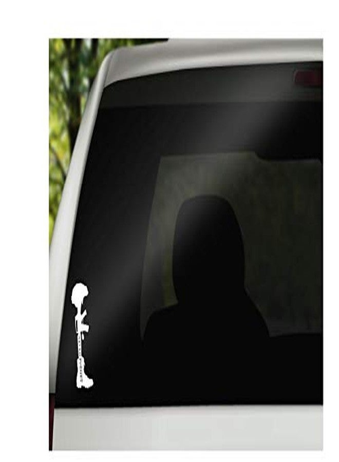Foxtail Decals ملصق فينيل تذكاري للجندي "لن ننسى أبدًا" | أبيض | صنع في الولايات المتحدة الأمريكية بواسطة فوكستيل ديكالز | مناسب لنوافذ السيارات، والأجهزة اللوحية، وأجهزة الكمبيوتر المحمولة، وزجاجات المياه، وغيرها | 2.5 × 6.5 بوصة - Image 3