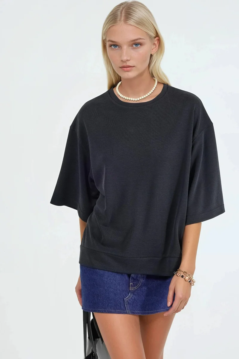 BUSEM Oversized Crew Neck Tee