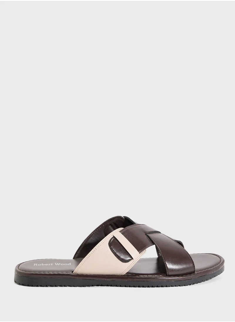 Robert Wood Cross Strap Casual Sandals