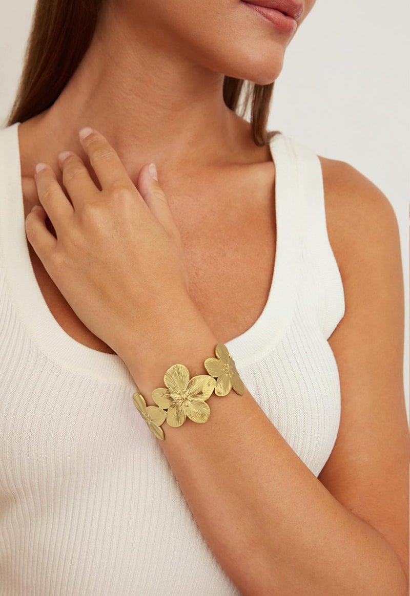WOWORAMA Gold Flower Bracelet for Women Wide Floral Chunky Cuff Bracelets Vintage Boho Daisy Flower Bracelet Matte Gold Statement Bangle Bracelet - Image 5