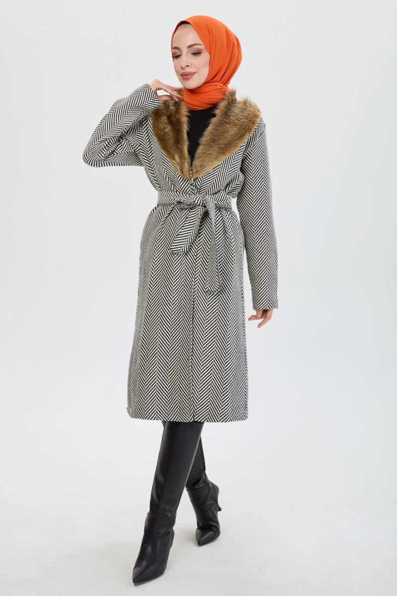 Tofisa 13092 White Fur Collar Thin Cashmere Coat