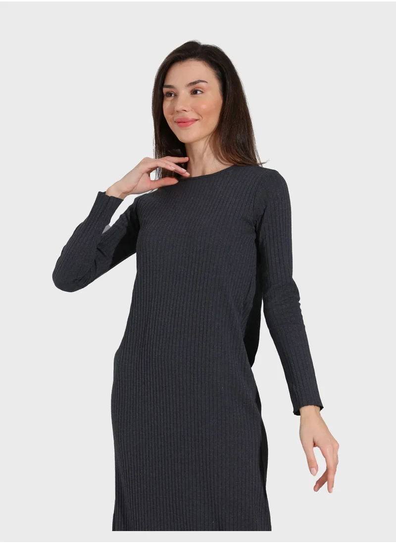 Tavin by Modanisa Ribbed Crew Neck Dress