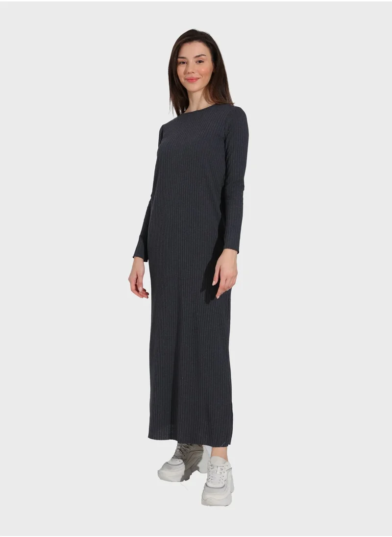 Tavin by Modanisa Ribbed Crew Neck Dress