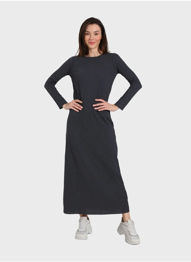 Tavin by Modanisa Ribbed Crew Neck Dress