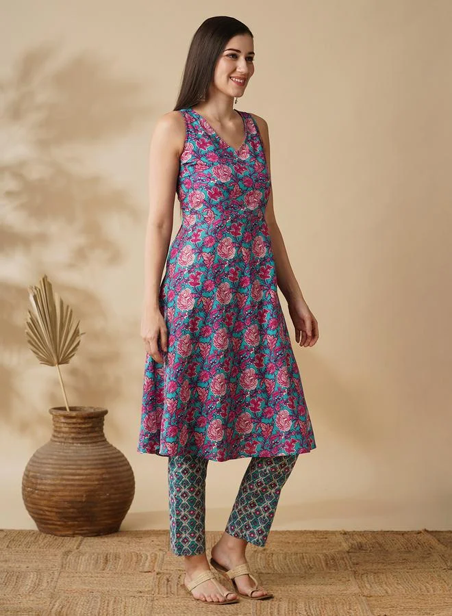 globus Globus Floral Print V-Neck Sleeveless Cotton A-Line Kurta with Trousers Co-Ords