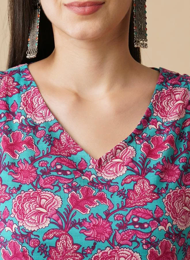 globus Globus Floral Print V-Neck Sleeveless Cotton A-Line Kurta with Trousers Co-Ords
