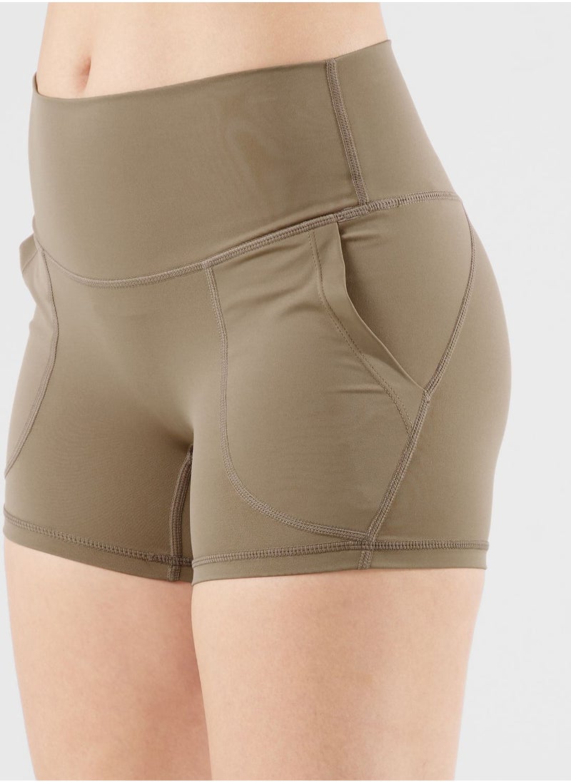 KAWN.YOGA - High Waist Contour Seamless Shorts - Image 1