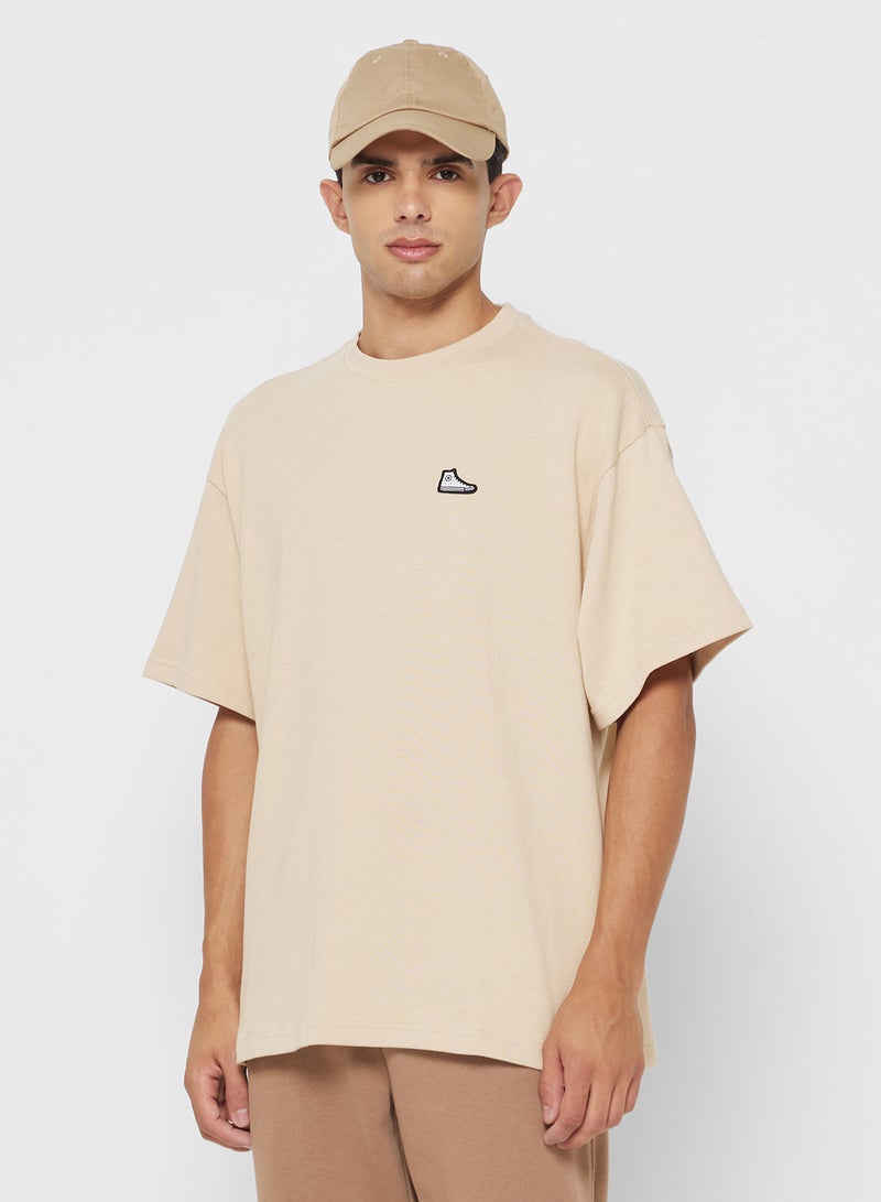 CONVERSE Loose Fit Sneaker Patch Back T-Shirt - Image 1