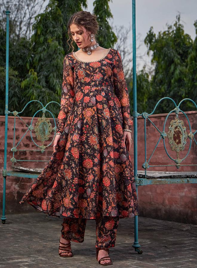 ساسافراس أسود مطبوع أناركالي كورتا مع بنطلون مستقيم - Image 2