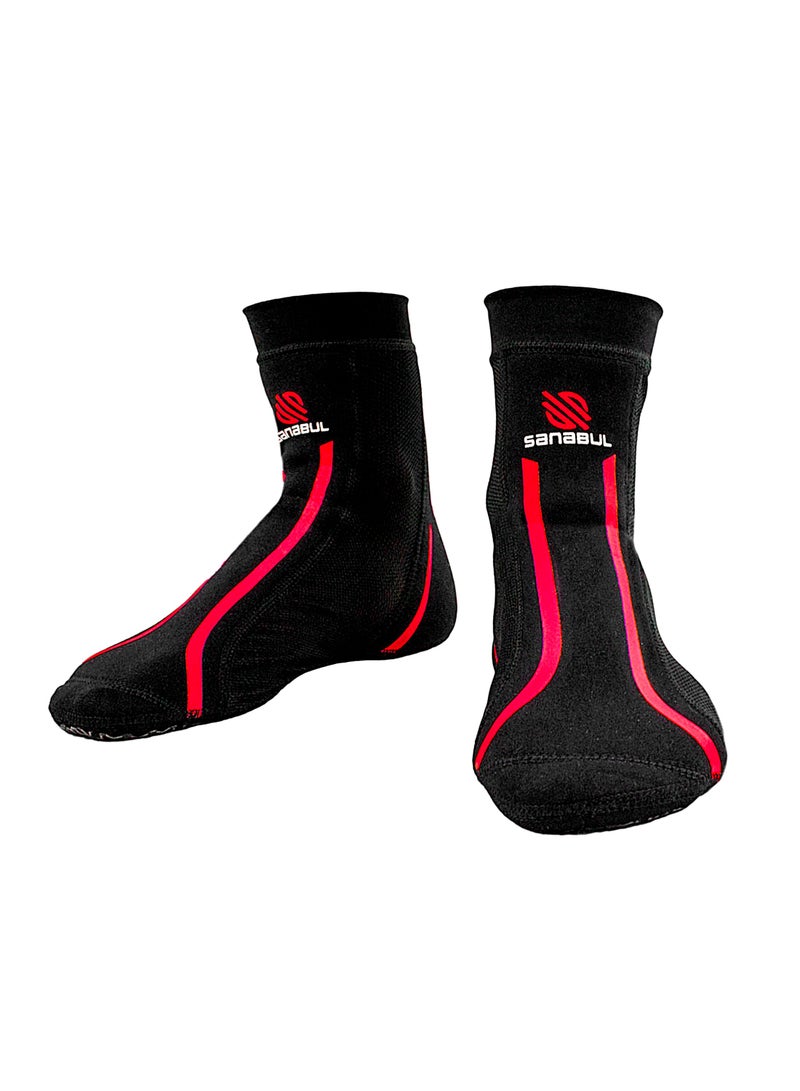 Sanabul  جوارب قبضة القدم الجديدة للرجال والنساء | MMA، كيك بوكسينغ، مصارعة، بيلاتس، يوغا جوارب مضادة للانزلاق، جوارب غير قابلة للانزلاق (متوسط، أحمر) - Image 1