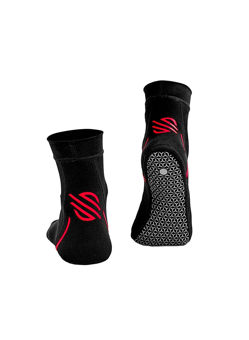 Sanabul  جوارب قبضة القدم الجديدة للرجال والنساء | MMA، كيك بوكسينغ، مصارعة، بيلاتس، يوغا جوارب مضادة للانزلاق، جوارب غير قابلة للانزلاق (متوسط، أحمر) - Image 3