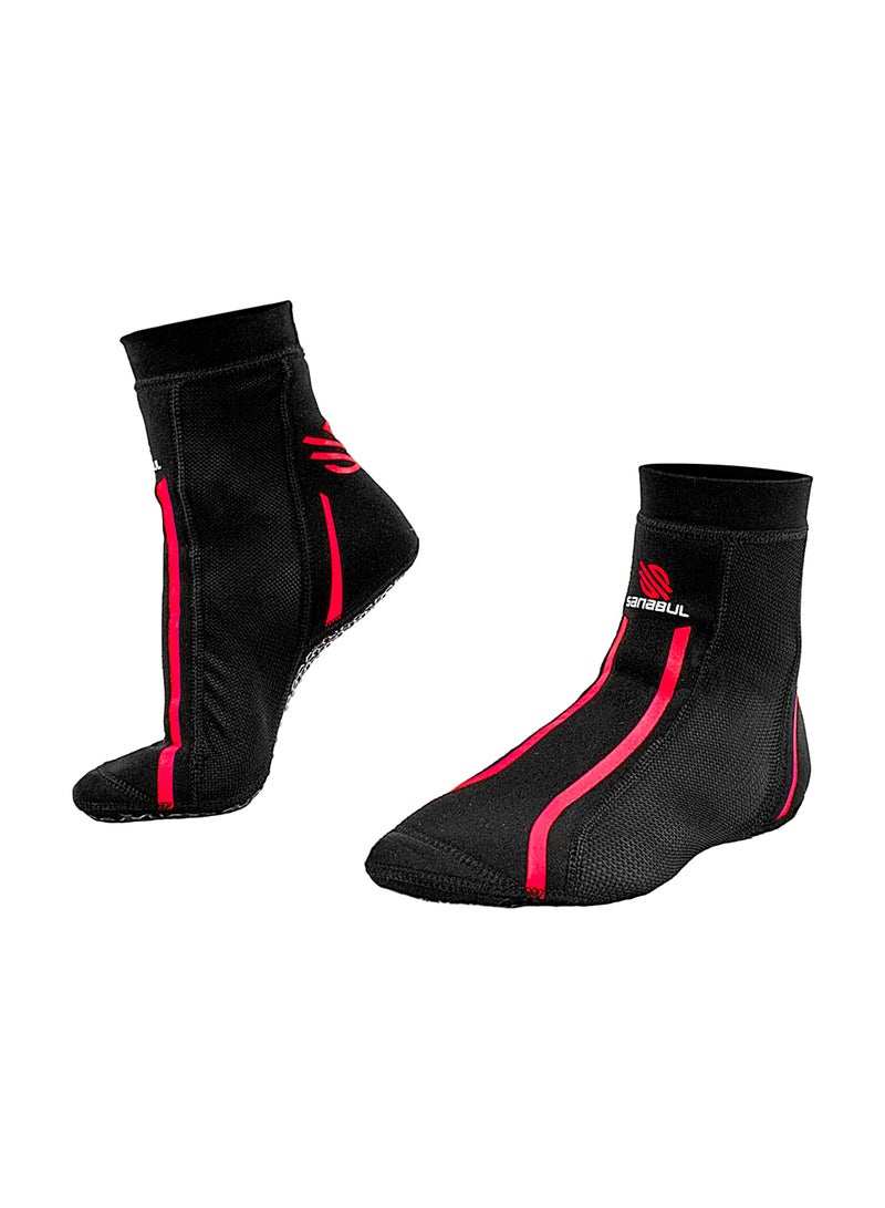 Sanabul  جوارب قبضة القدم الجديدة للرجال والنساء | MMA، كيك بوكسينغ، مصارعة، بيلاتس، يوغا جوارب مضادة للانزلاق، جوارب غير قابلة للانزلاق (متوسط، أحمر) - Image 2