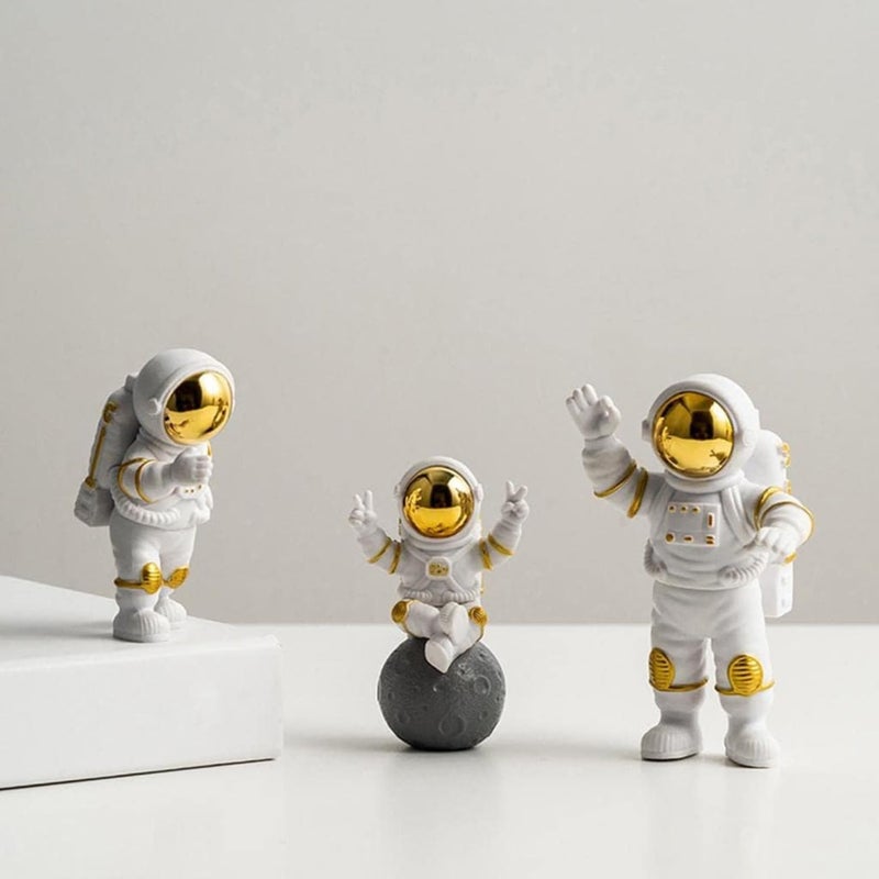 NYRWANA Toys for Kids Kids Toys Car Dashboard Accessories Toys for Boys Miniature Toys Birthday Gift Astronaut Toy 3 Pieces - Image 1