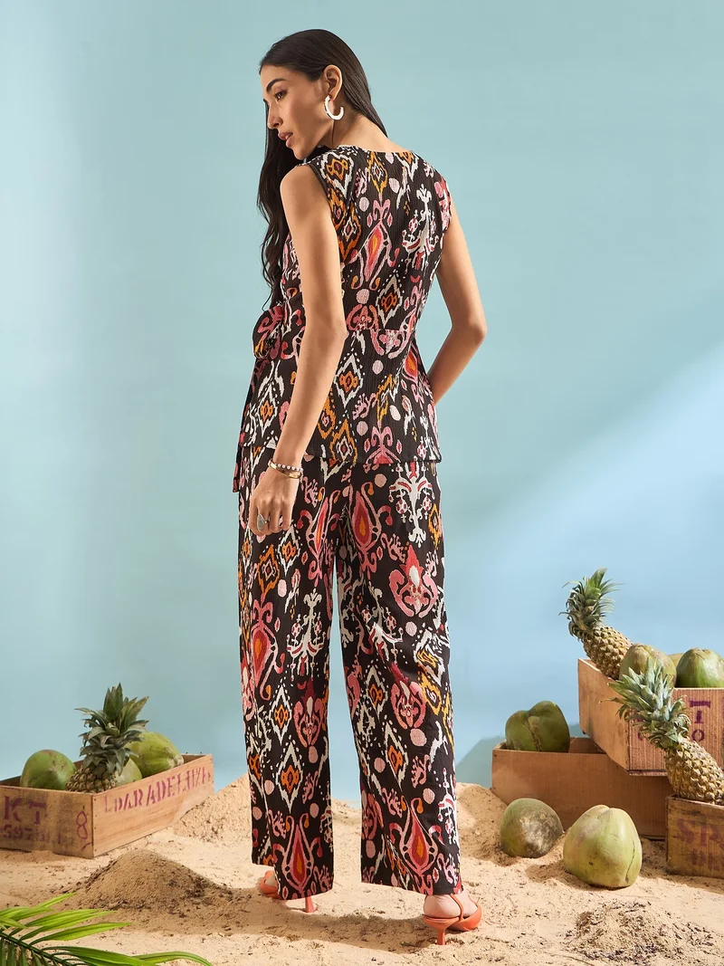 بانيت طقم متناسق (Co-ord Set) من السيرساكر (Seersucker) - بني وأسود
