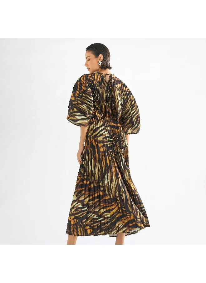 FAV Printed Pleated Maxi Dress with V-neck and 3/4 Sleeves