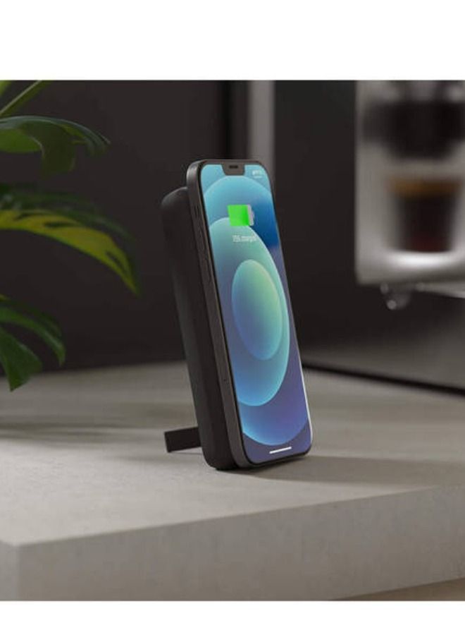 ZENS 10.000 mAh Wireless Power Bank MagSafe Compatible - Black - Image 5